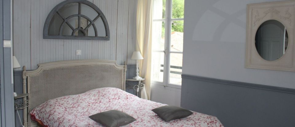 House 11 rooms of 390 m² in Saint-Bonnet-de-Montauroux (48600)