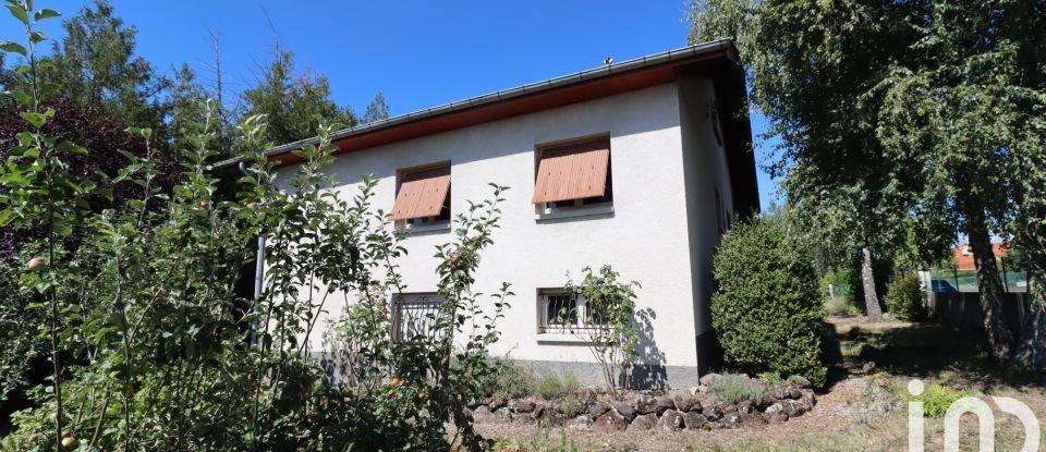 Maison 7 pièces de 122 m² à Cournon-d'Auvergne (63800)