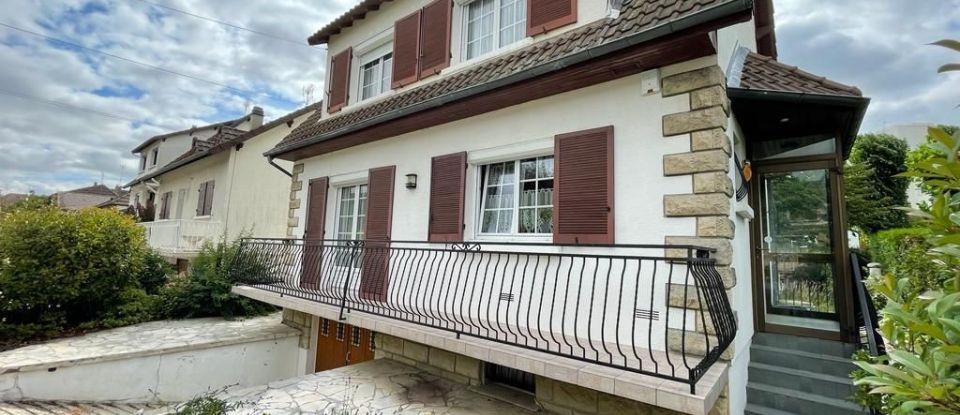 House 5 rooms of 120 m² in Tremblay-en-France (93290)