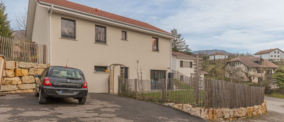 Maison 5 pièces de 90 m² à Seyssel (74910)
