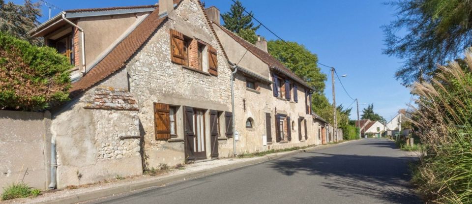 House 9 rooms of 215 m² in Boigny-sur-Bionne (45760)