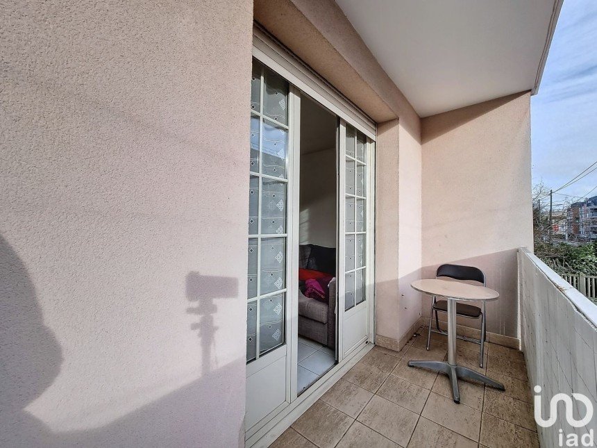 Appartement 2 pièces de 48 m² à Paray-Vieille-Poste (91550)