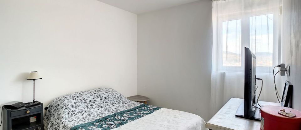 Apartment 5 rooms of 104 m² in Saint-Pierre-de-Bœuf (42520)