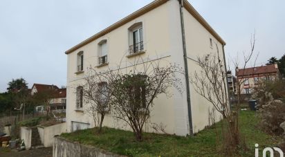 House 6 rooms of 136 m² in Écouen (95440)