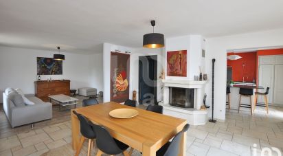House 8 rooms of 224 m² in Bezouce (30320)