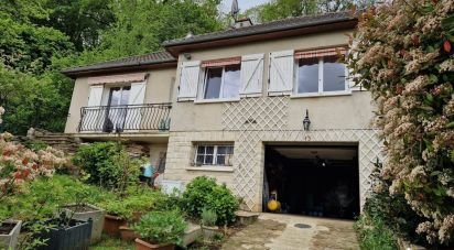 House 5 rooms of 100 m² in Saint-Piat (28130)