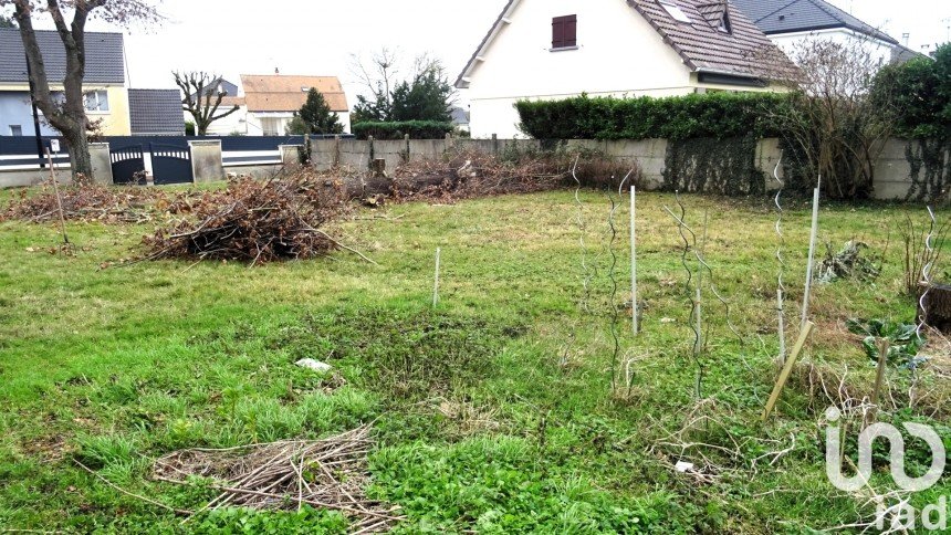 Terrain de 400 m² à La Queue-en-Brie (94510)