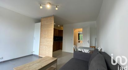 Apartment 1 room of 22 m² in Corbeil-Essonnes (91100)