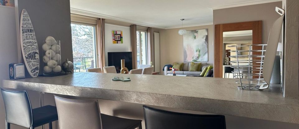 Appartement 5 pièces de 122 m² à Collonges-au-Mont-d'Or (69660)