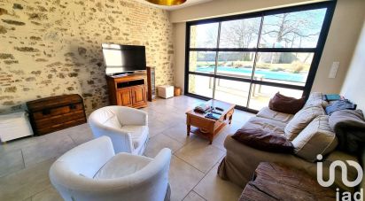 Mansion 10 rooms of 340 m² in La Chapelle-Bertrand (79200)