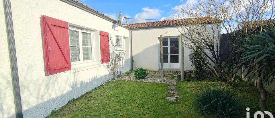 Traditional house 6 rooms of 128 m² in Mouilleron-le-Captif (85000)