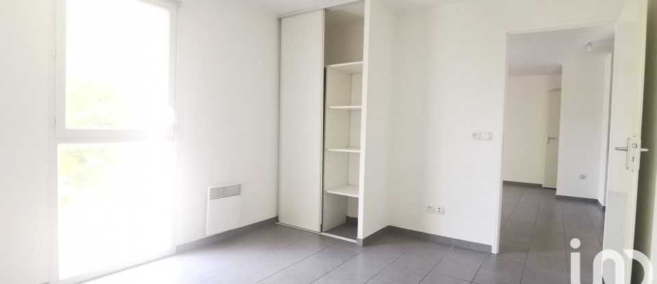 Apartment 3 rooms of 60 m² in Cenon (33150)