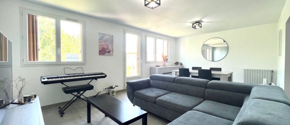 Apartment 4 rooms of 71 m² in Le Plessis-Trévise (94420)
