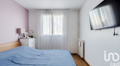 Appartement 2 pièces de 49 m² à Noisy-le-Grand (93160)