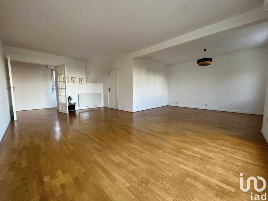 Appartement 5 pièces de 111 m² à Le Plessis-Robinson (92350)
