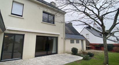 House 7 rooms of 190 m² in Pluvigner (56330)
