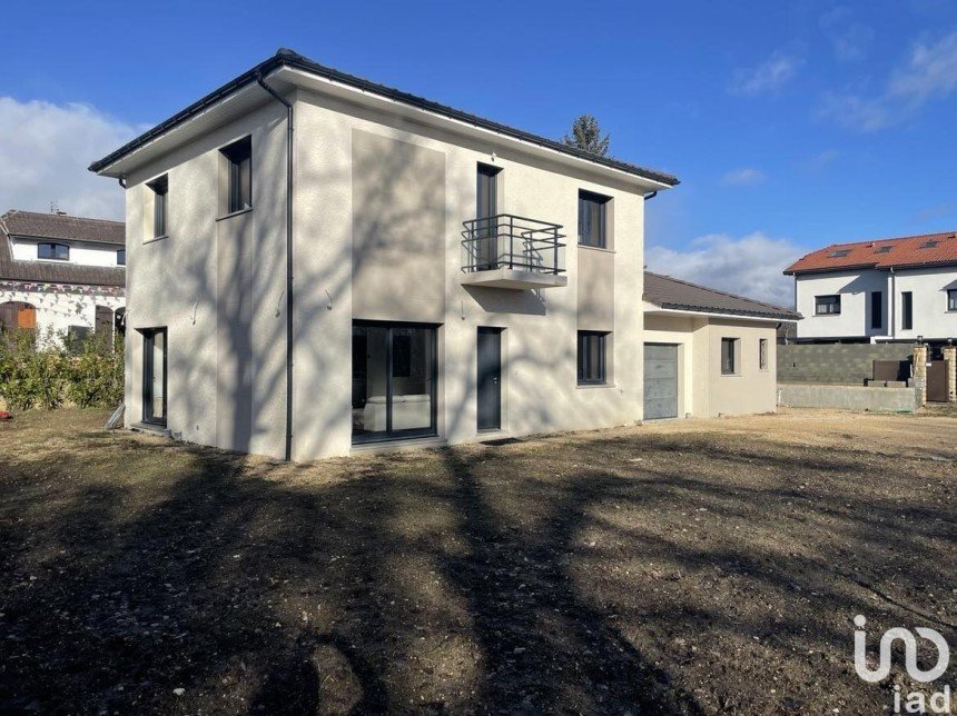Maison 5 pièces de 154 m² à Prévessin-Moëns (01280)
