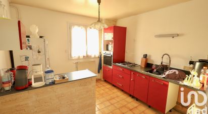 House 5 rooms of 97 m² in Saint-Berthevin (53940)
