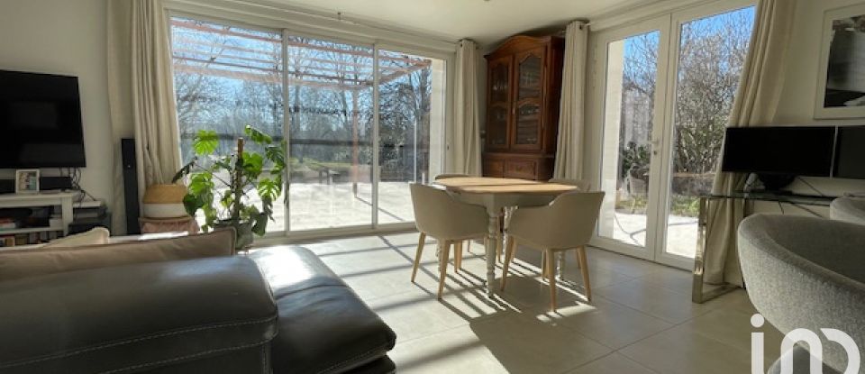 Maison traditionnelle 5 pièces de 180 m² à Aix-en-Provence (13290)