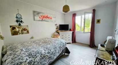 Apartment 4 rooms of 80 m² in Six-Fours-les-Plages (83140)