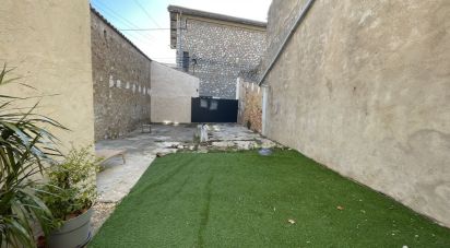Maison 10 pièces de 166 m² à Montouliers (34310)
