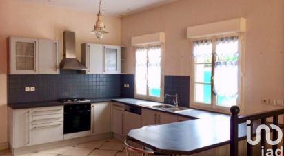 House 5 rooms of 135 m² in Camelin (02300)