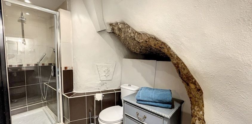 House 7 rooms of 195 m² in Roquebrune-Cap-Martin (06190)