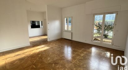 Apartment 3 rooms of 83 m² in - (78290)
