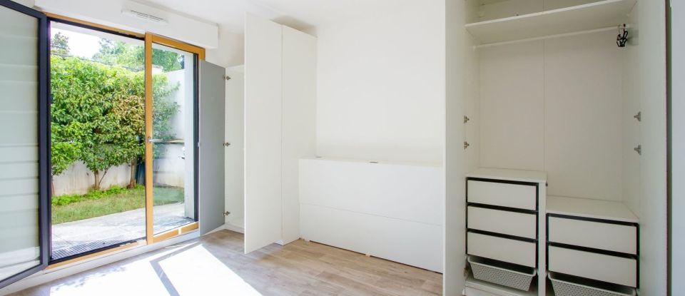 Apartment 4 rooms of 83 m² in Clamart (92140)