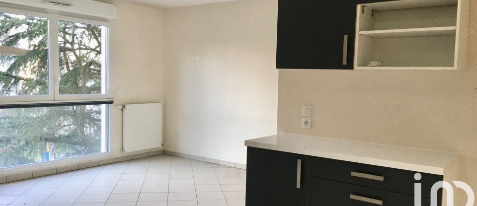 Appartement 2 pièces de 45 m² à Rillieux-la-Pape (69140)