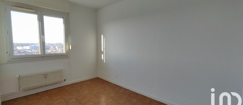 Apartment 4 rooms of 89 m² in Saint-Memmie (51470)