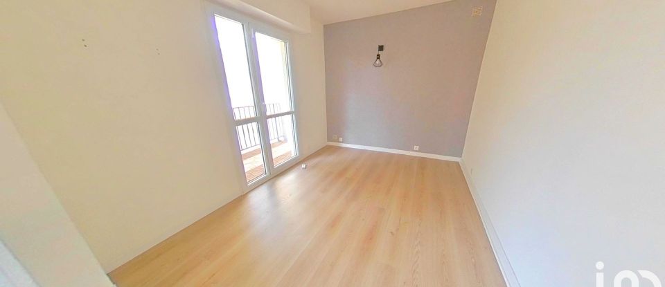 Apartment 4 rooms of 79 m² in Vélizy-Villacoublay (78140)