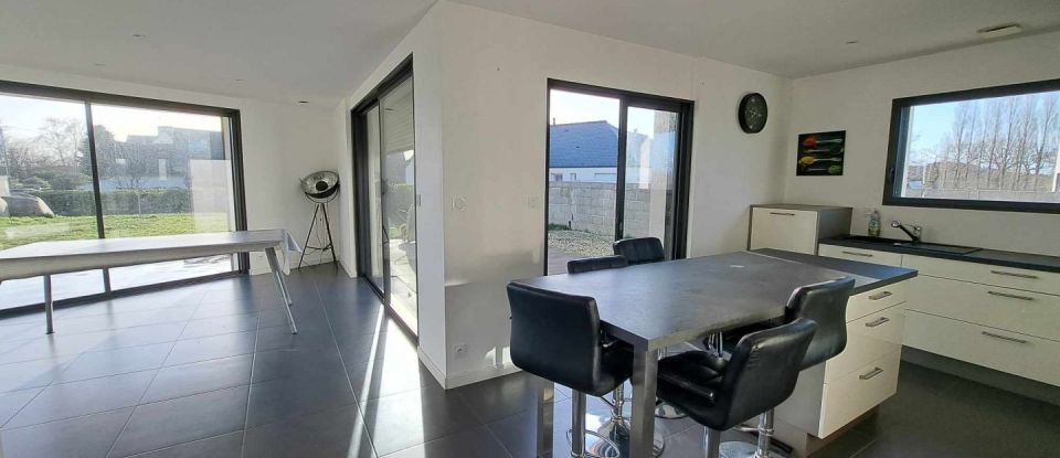 House 5 rooms of 137 m² in Quintenic (22400)