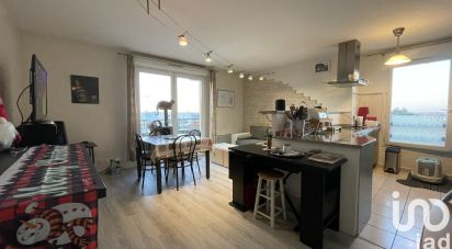 Appartement 3 pièces de 61 m² à Combs-la-Ville (77380)
