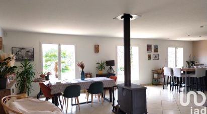 Maison traditionnelle 5 pièces de 140 m² à Cuzance (46600)