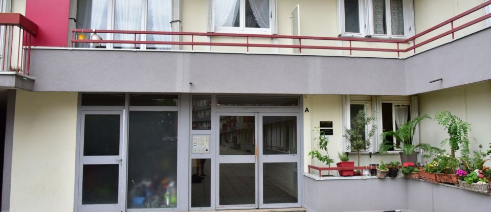 Apartment 4 rooms of 67 m² in Villeneuve-la-Garenne (92390)
