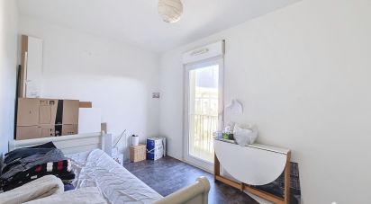 Apartment 3 rooms of 64 m² in Ris-Orangis (91130)