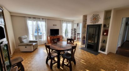 House 6 rooms of 120 m² in Le Plessis-Belleville (60330)