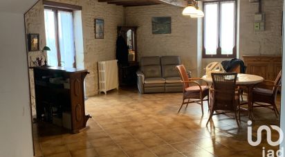 House 6 rooms of 162 m² in Lorignac (17240)