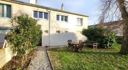House 5 rooms of 87 m² in Châtellerault (86100)