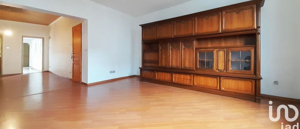 Appartement 5 pièces de 105 m² à - (57490)