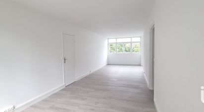 Apartment 3 rooms of 58 m² in - (91000)