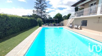 House 9 rooms of 200 m² in Pouilly-les-Nonains (42155)