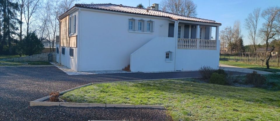 Maison 6 pièces de 144 m² à Saint-Genis-de-Saintonge (17240)