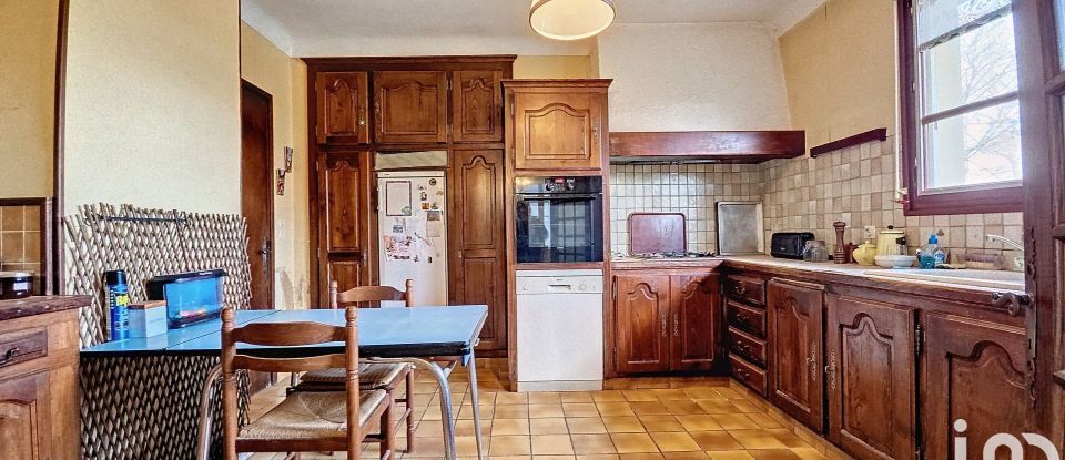 House 8 rooms of 154 m² in Tarbes (65000)