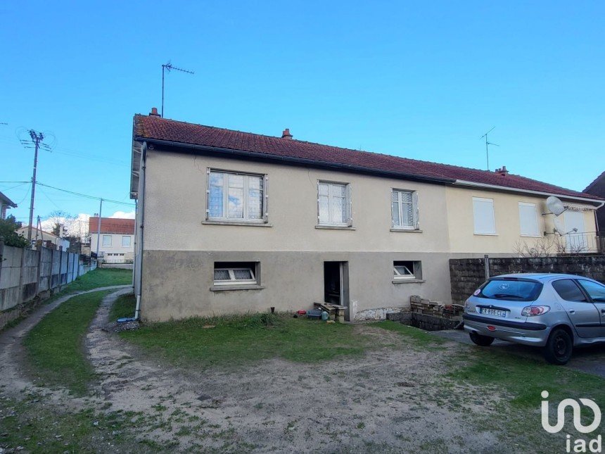 House 4 rooms of 72 m² in Thuré (86540)