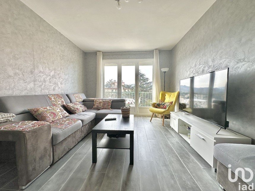 Appartement 3 pièces de 74 m² à Billère (64140)