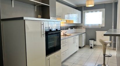 Apartment 3 rooms of 76 m² in Châlons-en-Champagne (51000)