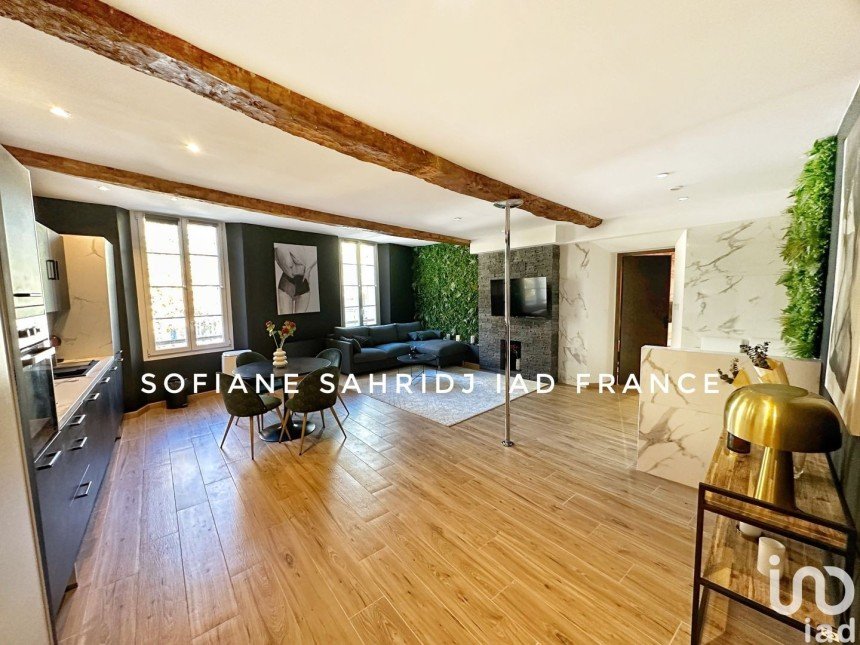 Appartement 3 pièces de 73 m² à Solliès-Pont (83210)