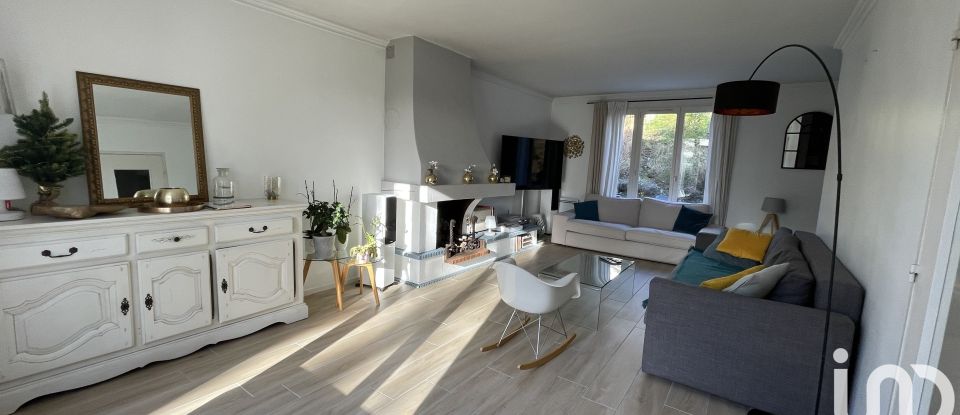 House 7 rooms of 135 m² in Triel-sur-Seine (78510)